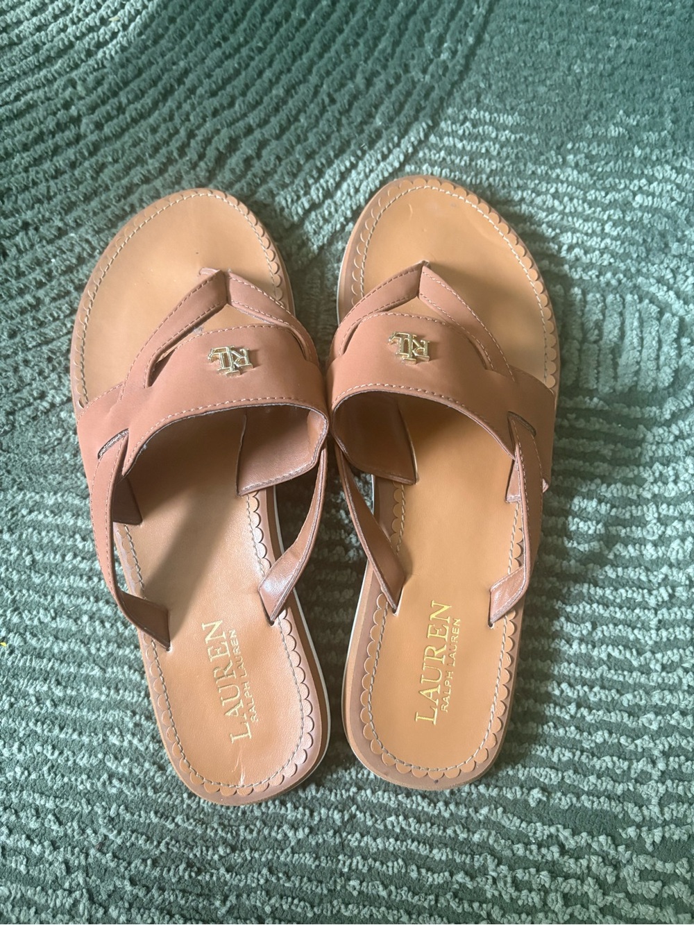 LAUREN Ralph Lauren Tan Leather Thong Sandals with Gold Logo